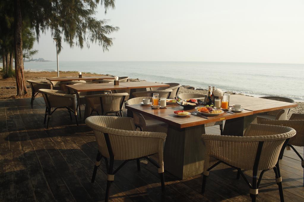 Casuarina Resort Cha-Am Exterior photo