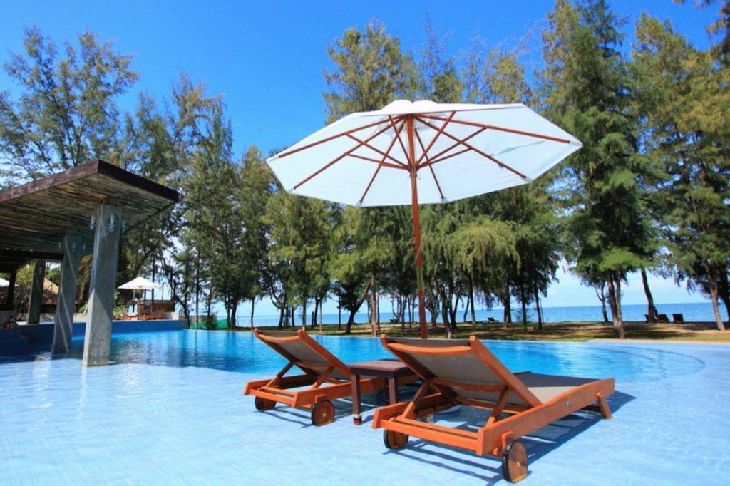 Casuarina Resort Cha-Am Exterior photo